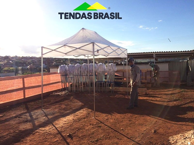 Tenda Sanfonada em montagem